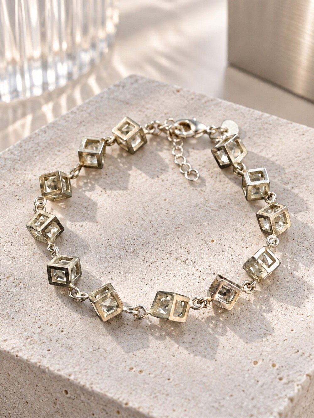 Vintage 925 Sterling Silver Floating Clear Stone Cube Bracelet 7-8"